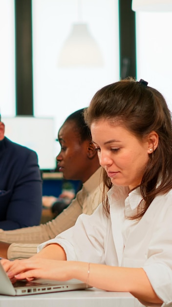 Yapay Zeka Okuryazarlığı ve Finansal Güven Programı